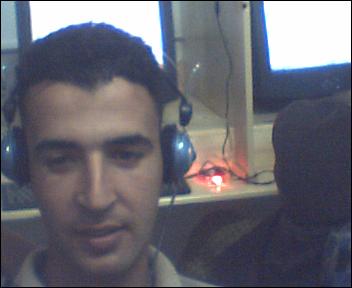 lisn to music